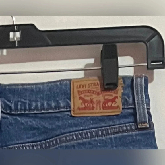 Levi’s Premium Denim Wedgie Straight Jeans Size 28 Button Fly - Picture 3 of 3